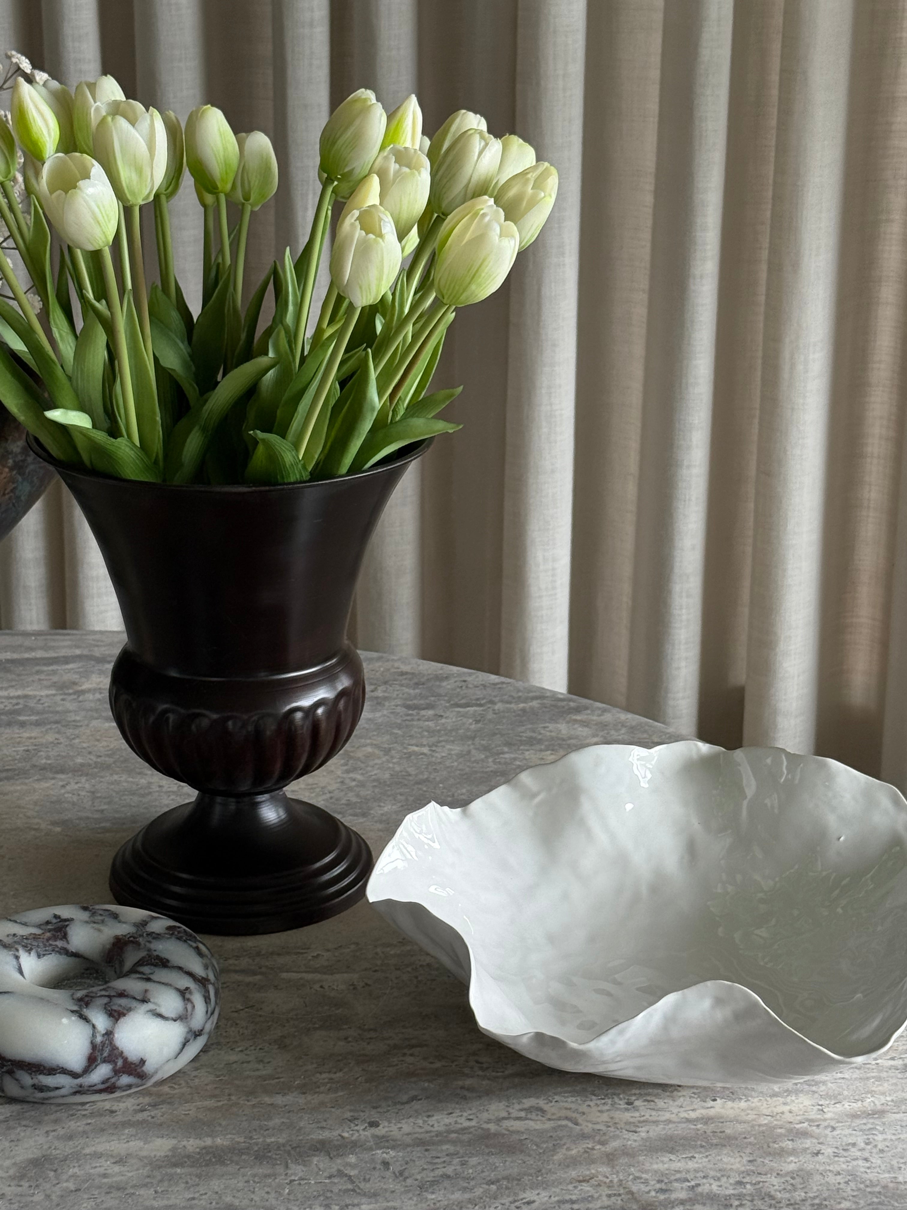 Eclipse vase