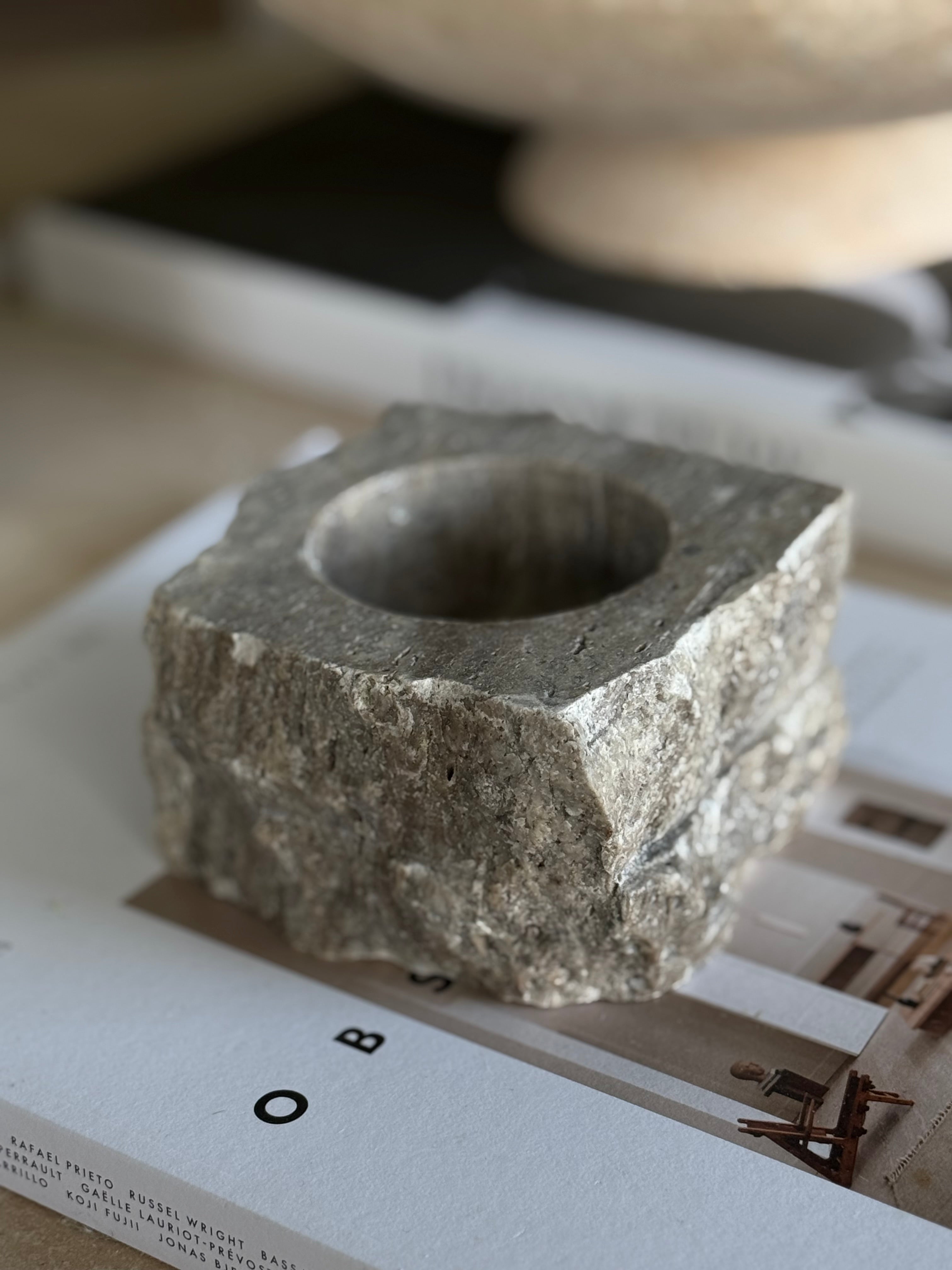 Mondo rå sølv travertin