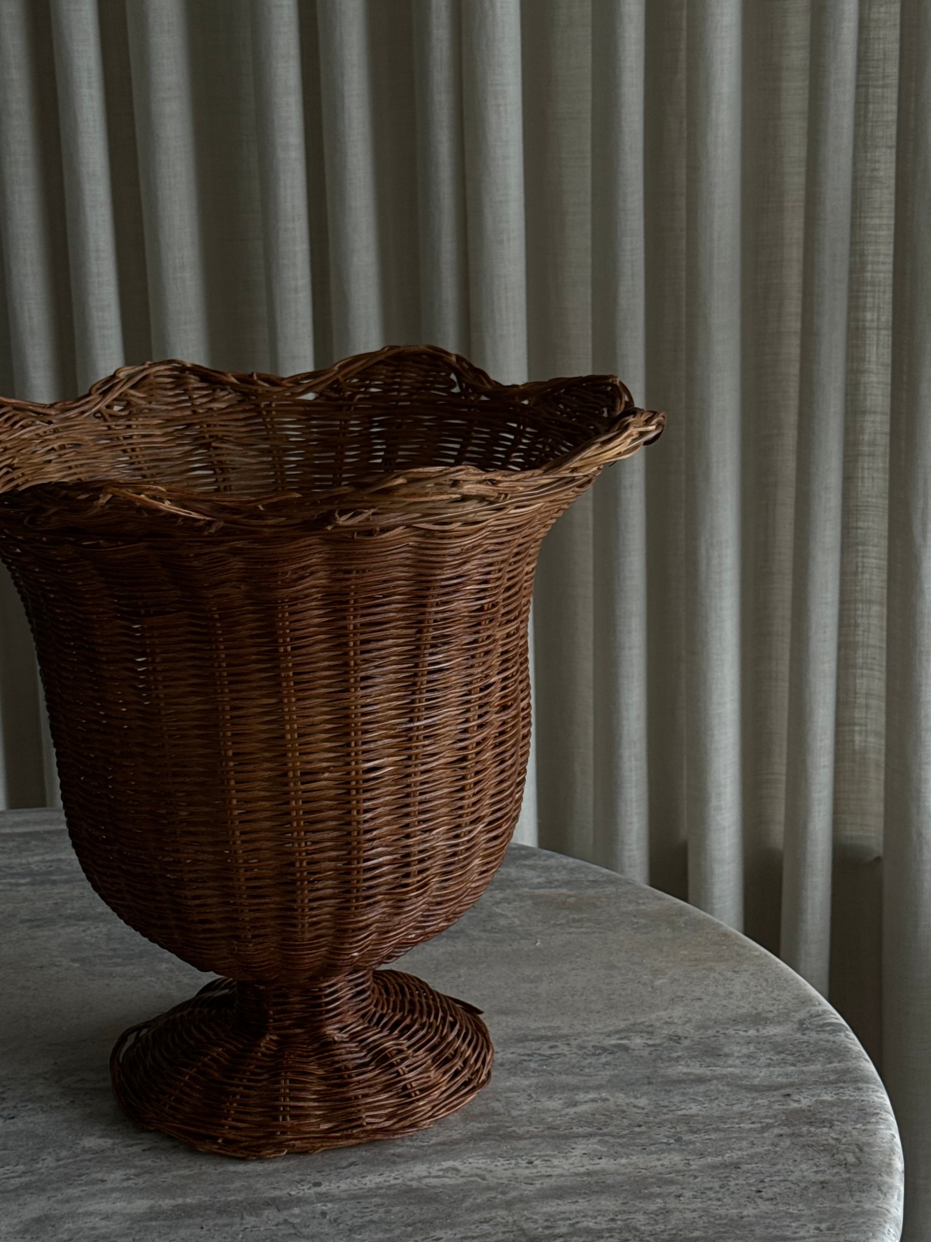 Wave vase mørk