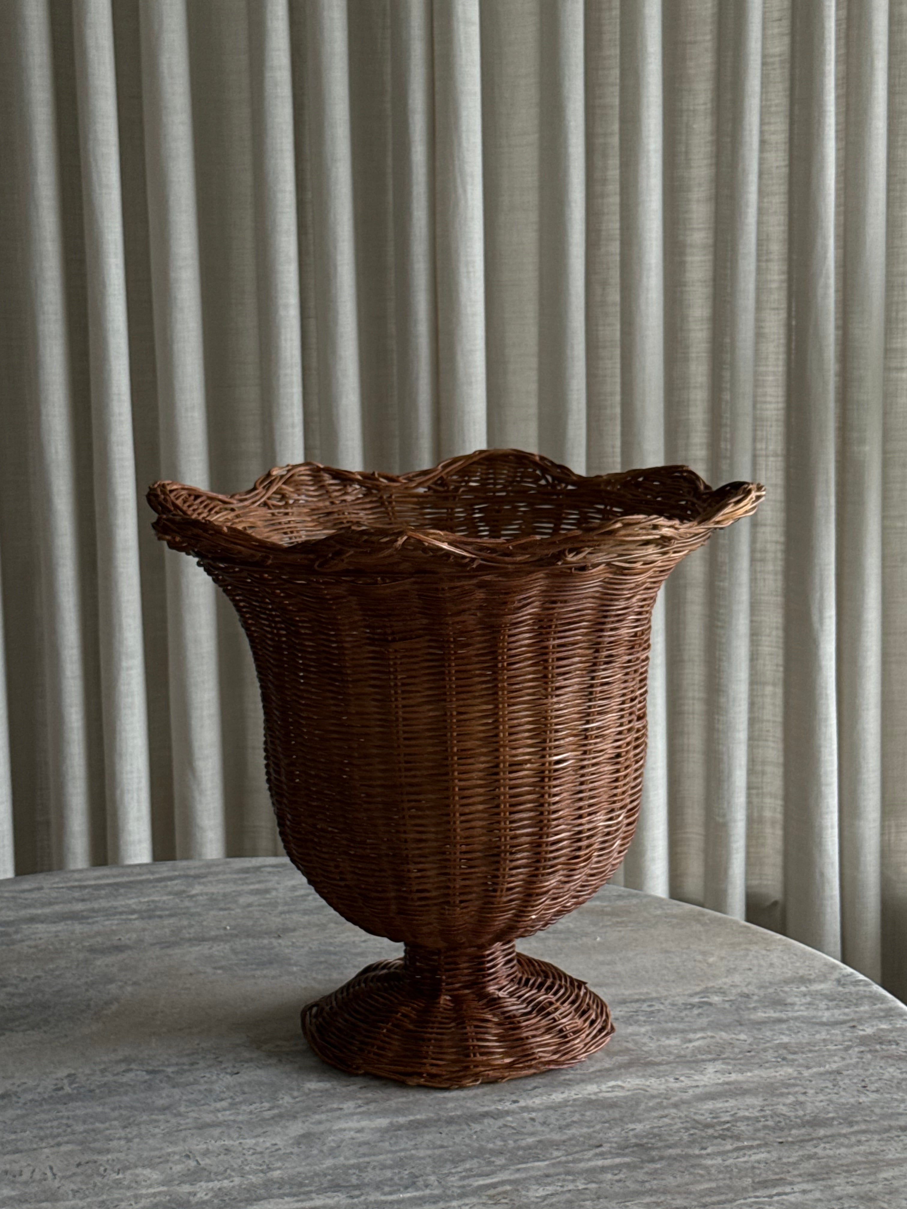 Wave vase mørk