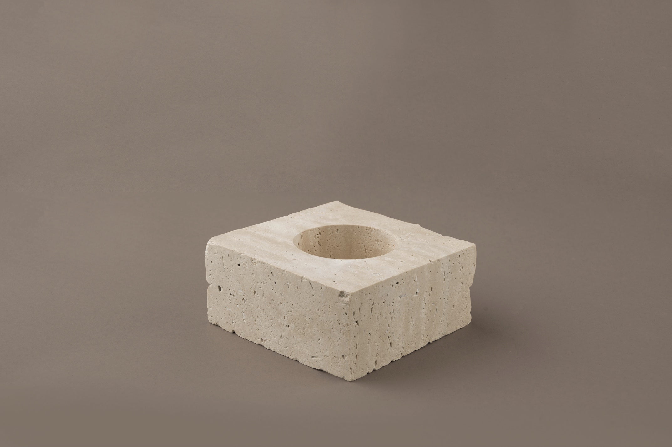 Mondo kombo lys travertin