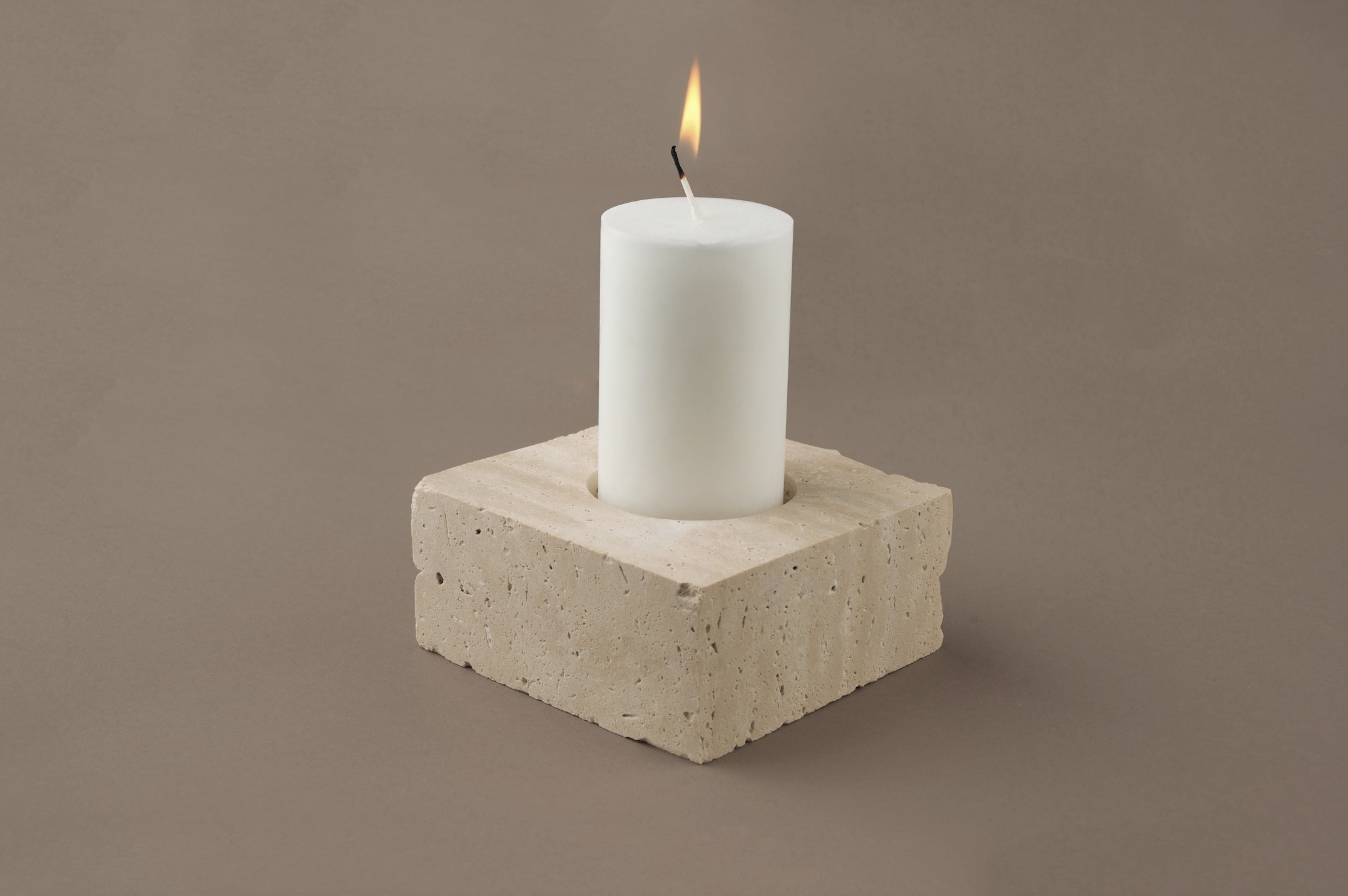 Mondo kombo lys travertin