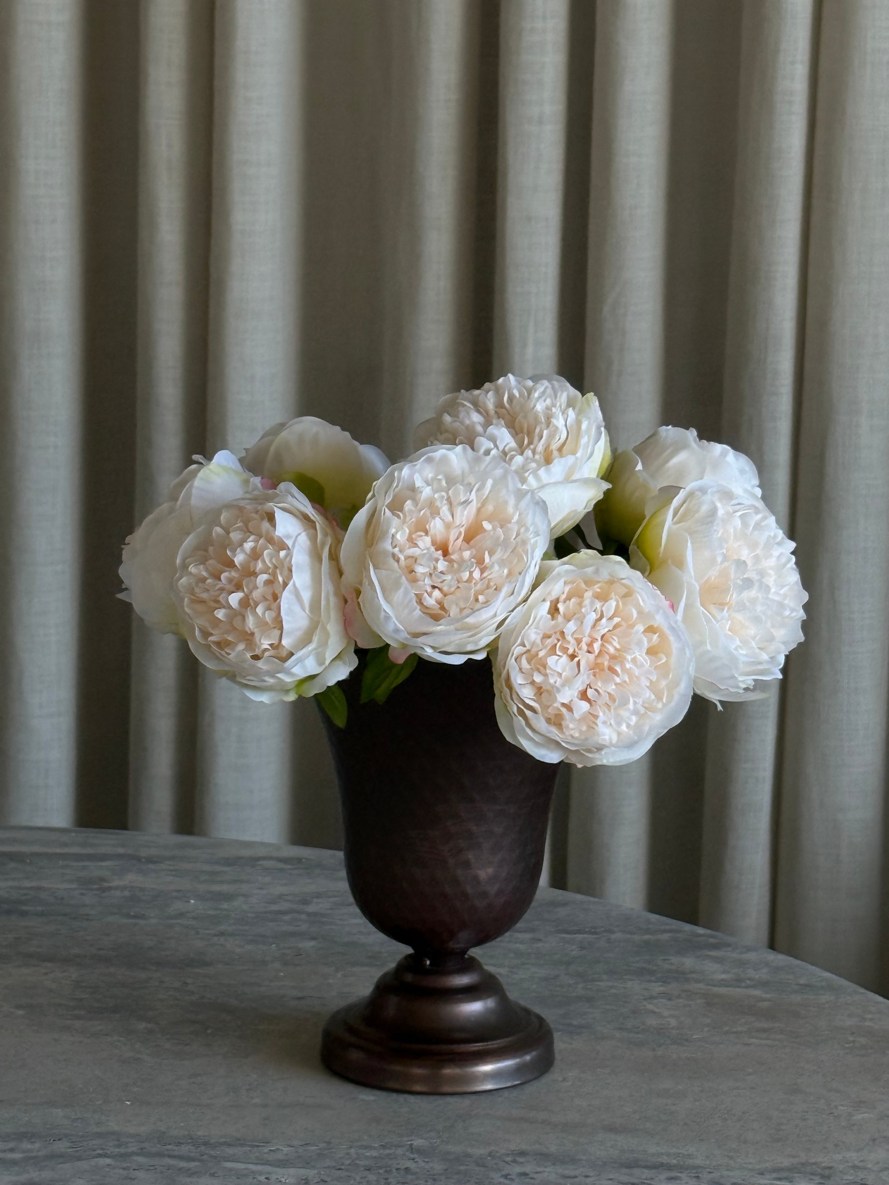 Valentina vase