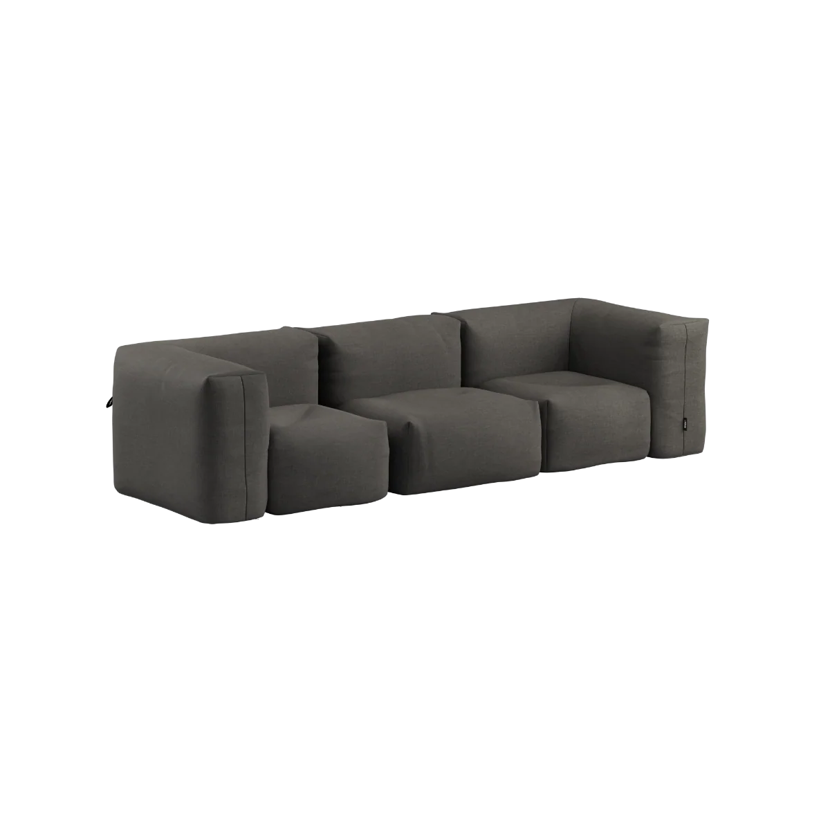 Soft 3 seter noir utesofa i hagemiljø – skulpturell noir overflate mot naturlige omgivelser