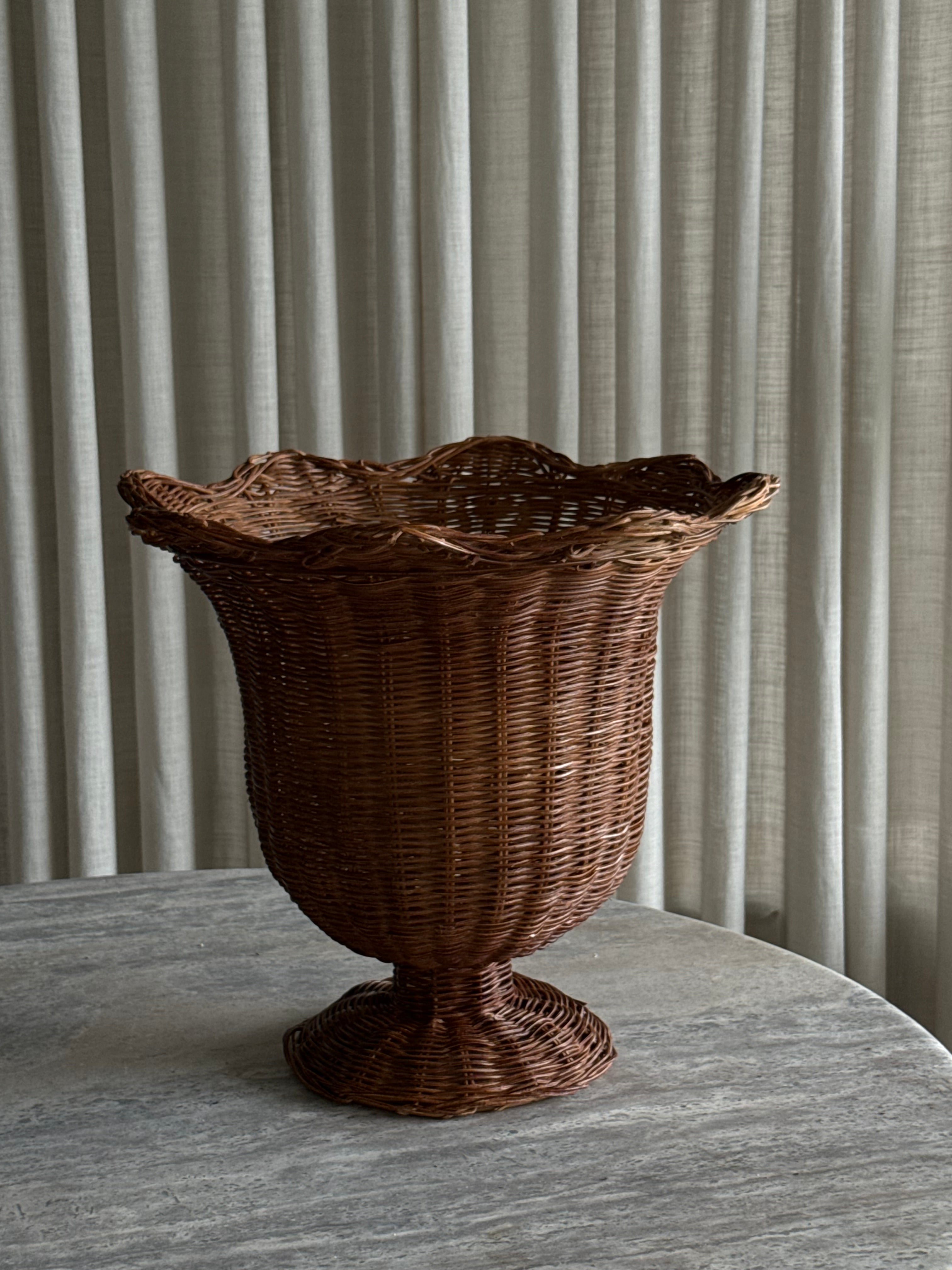 Wave vase mørk