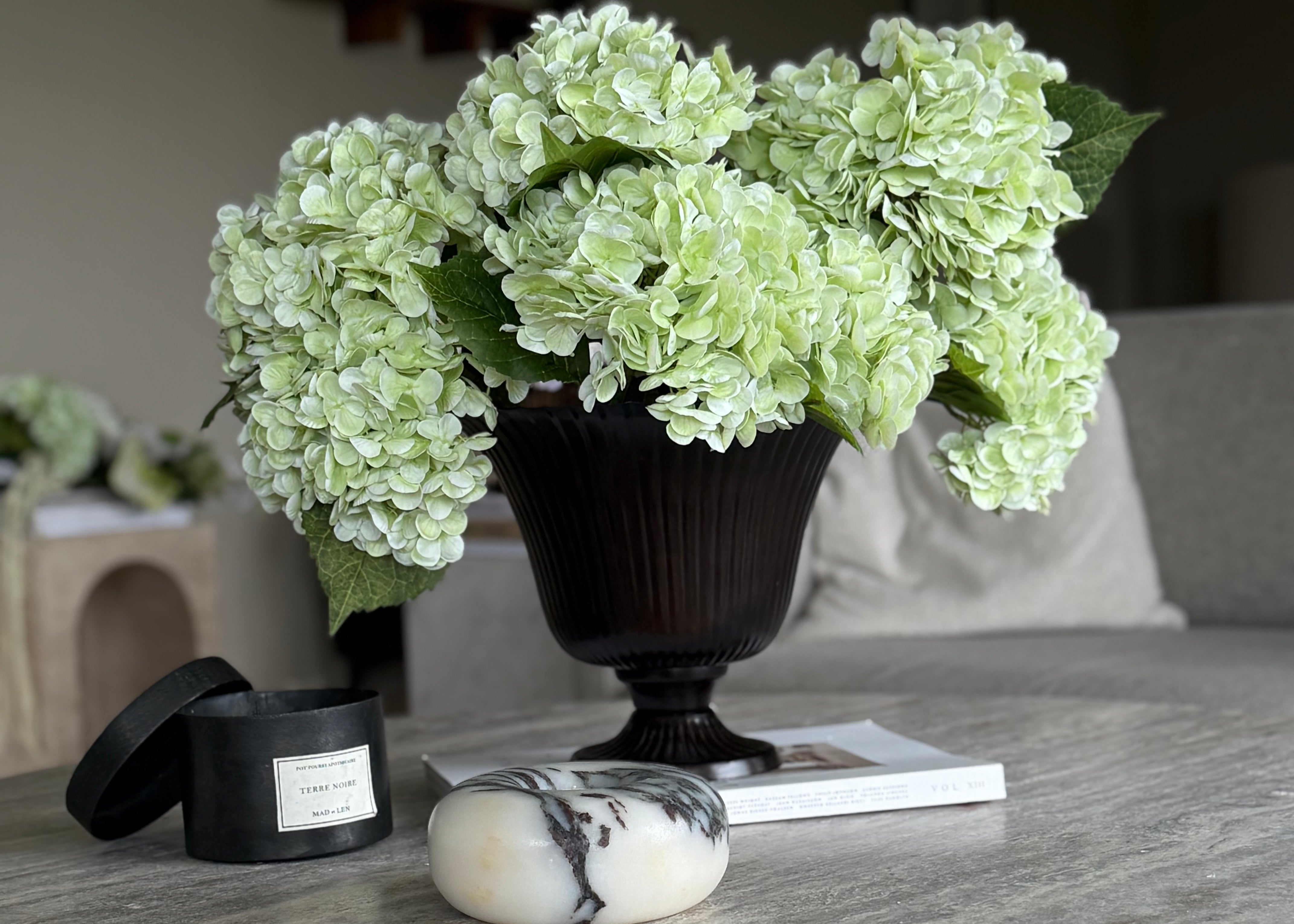 Vase metall/riller stor