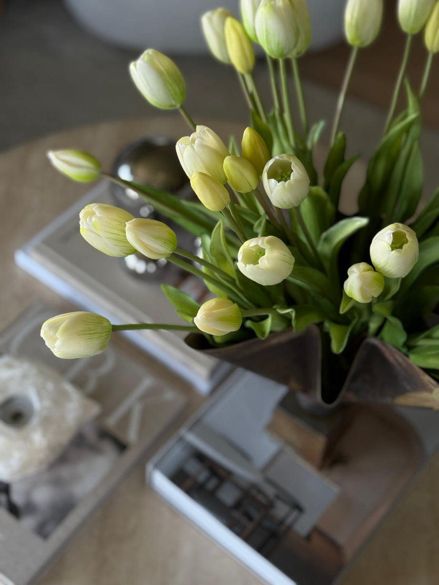 Tulipanbukett hvit 15 stk