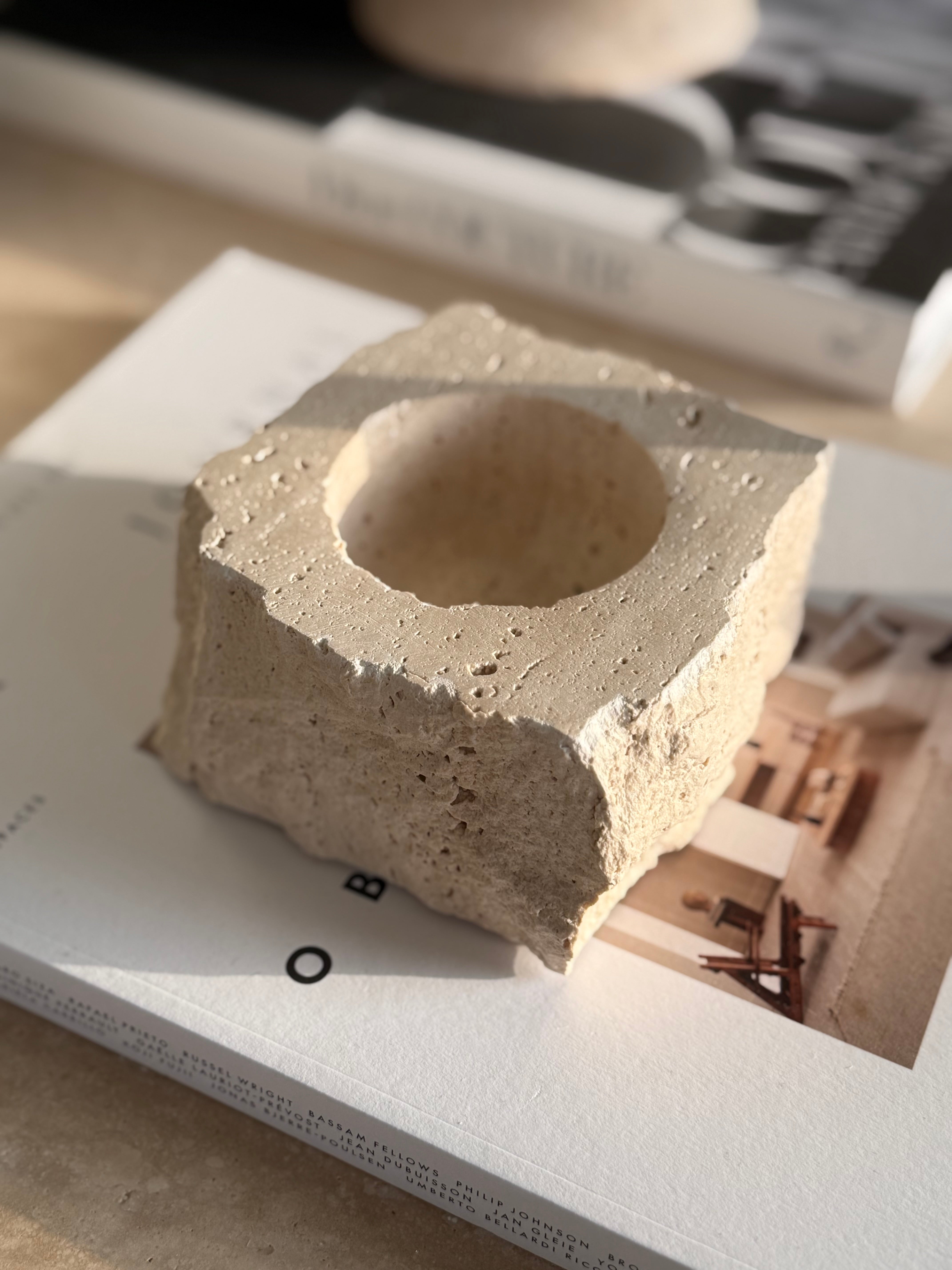 Mondo rå lys travertin