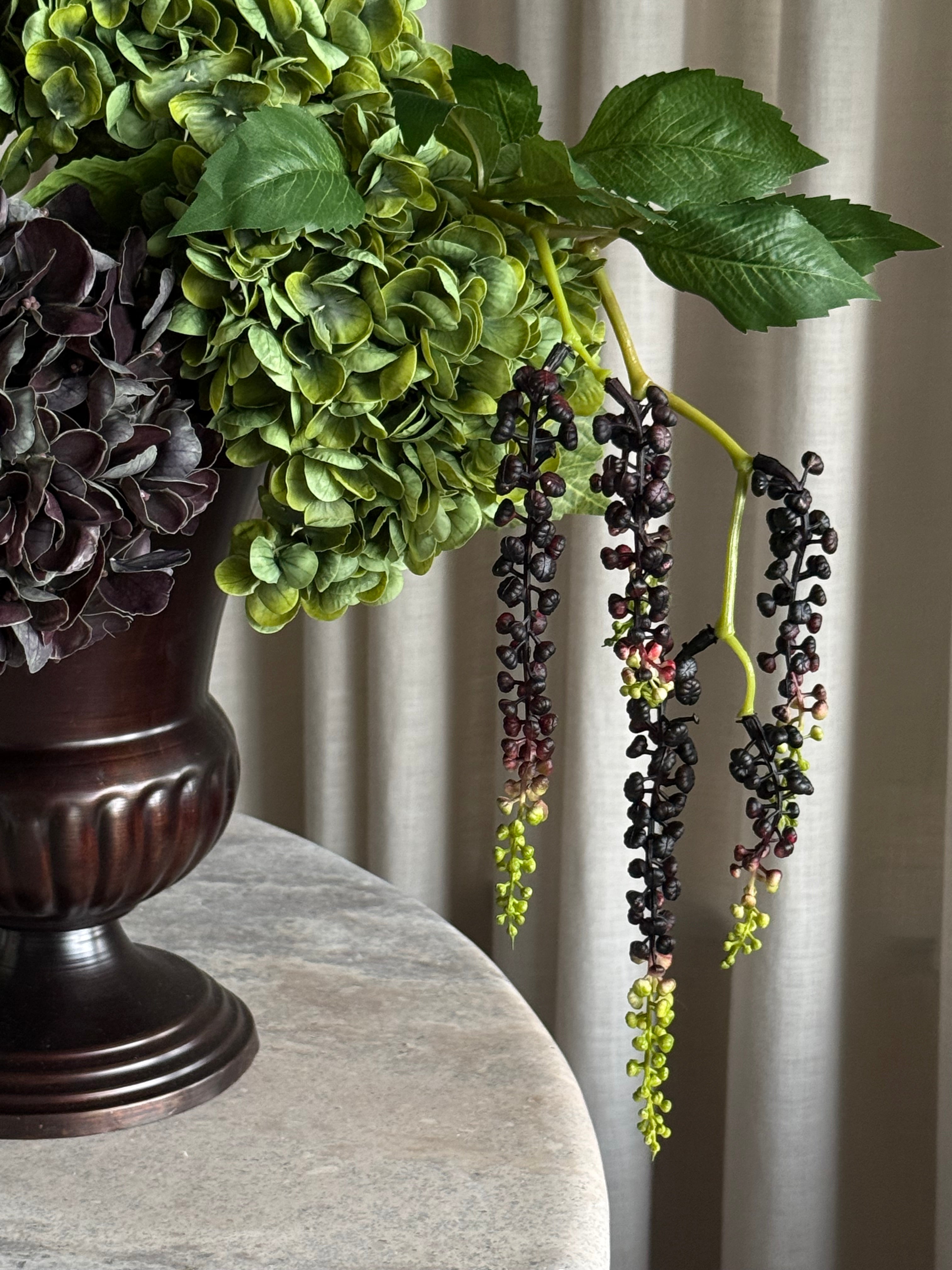 Pokeweed mørk