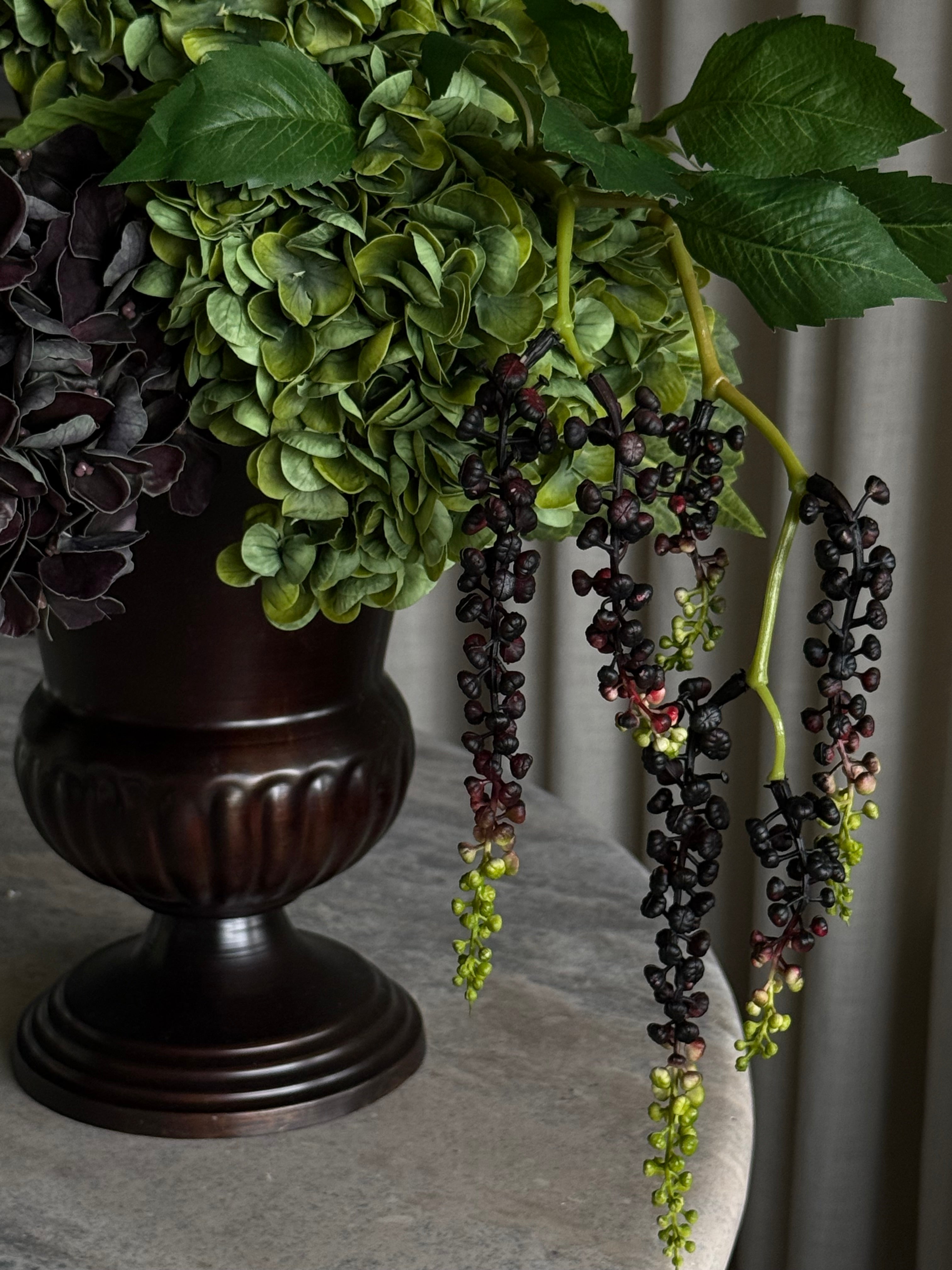 Pokeweed mørk