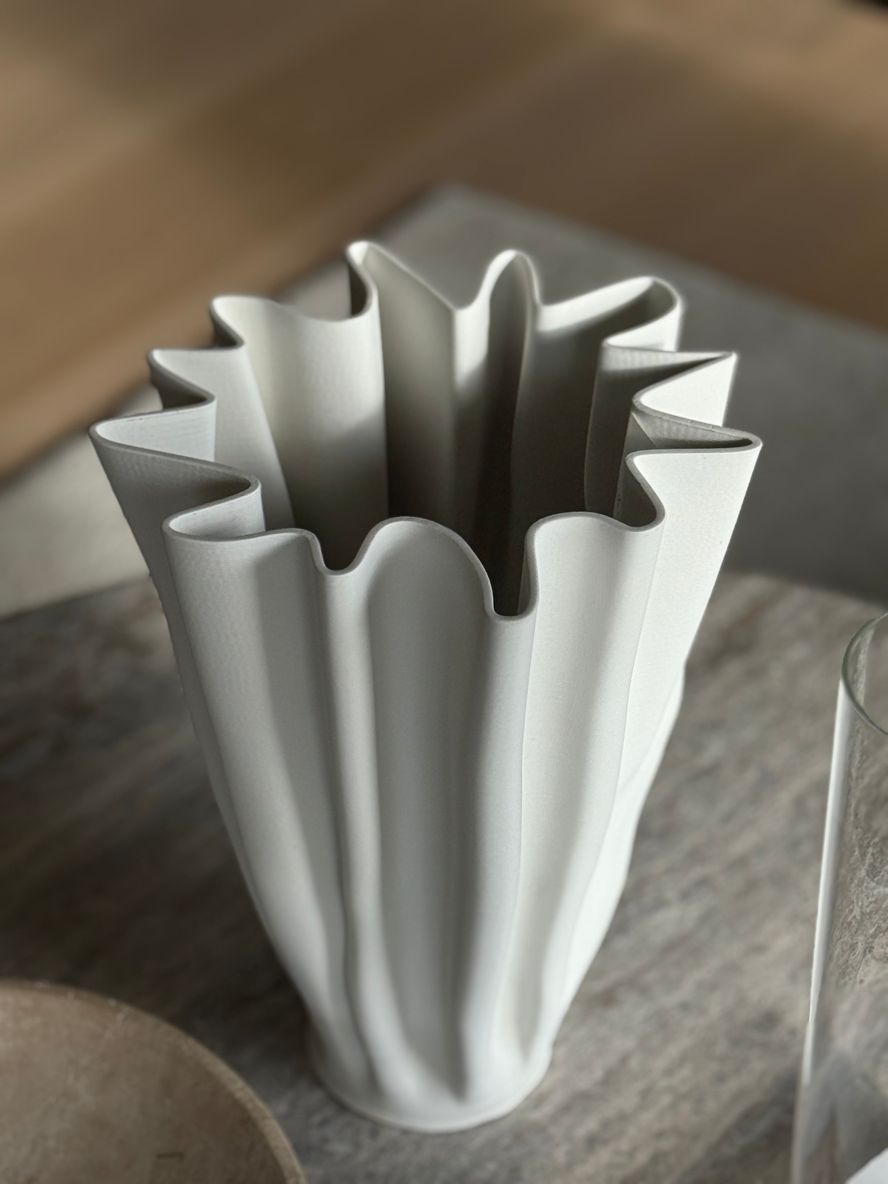 Vase fold