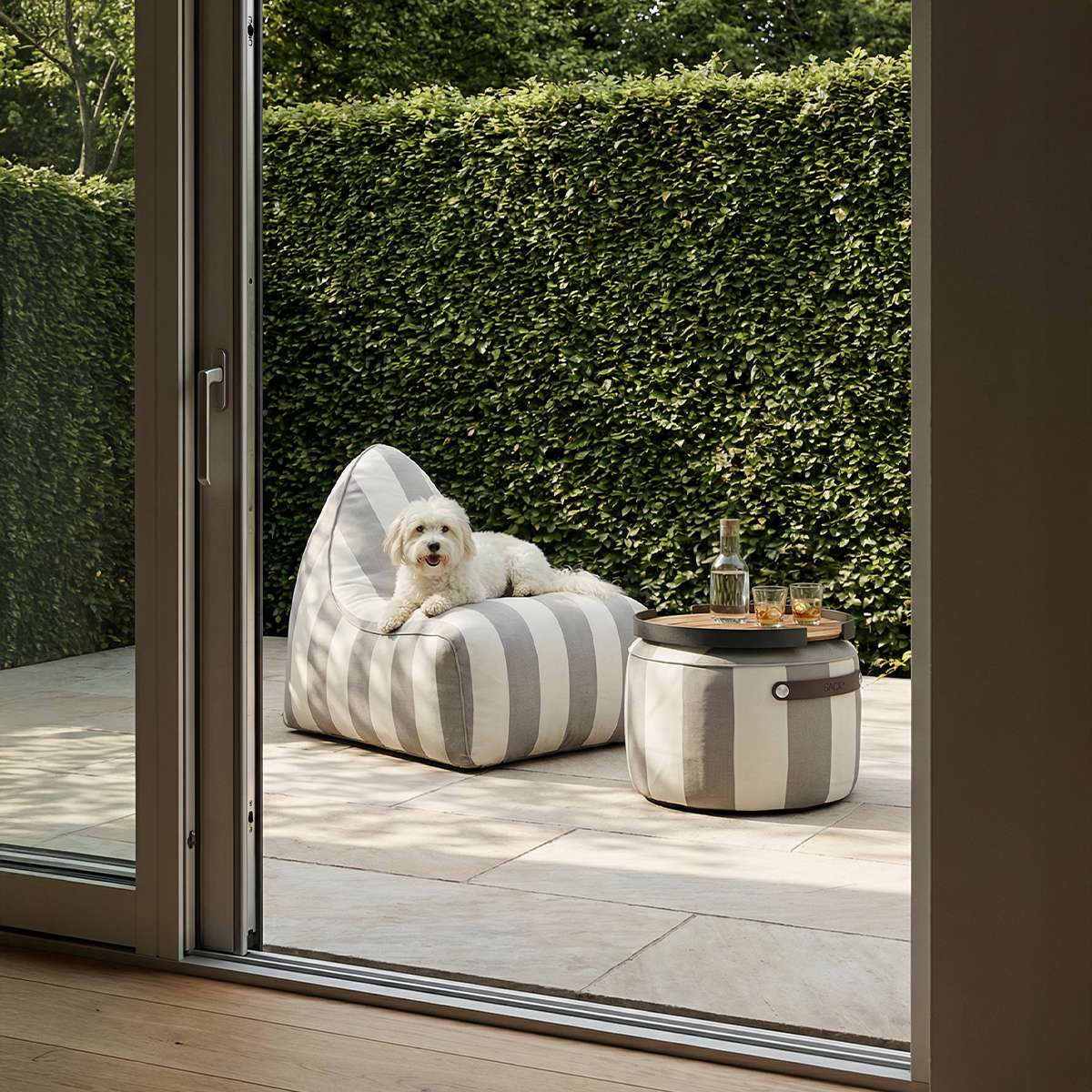 Mollis stol og puff beige