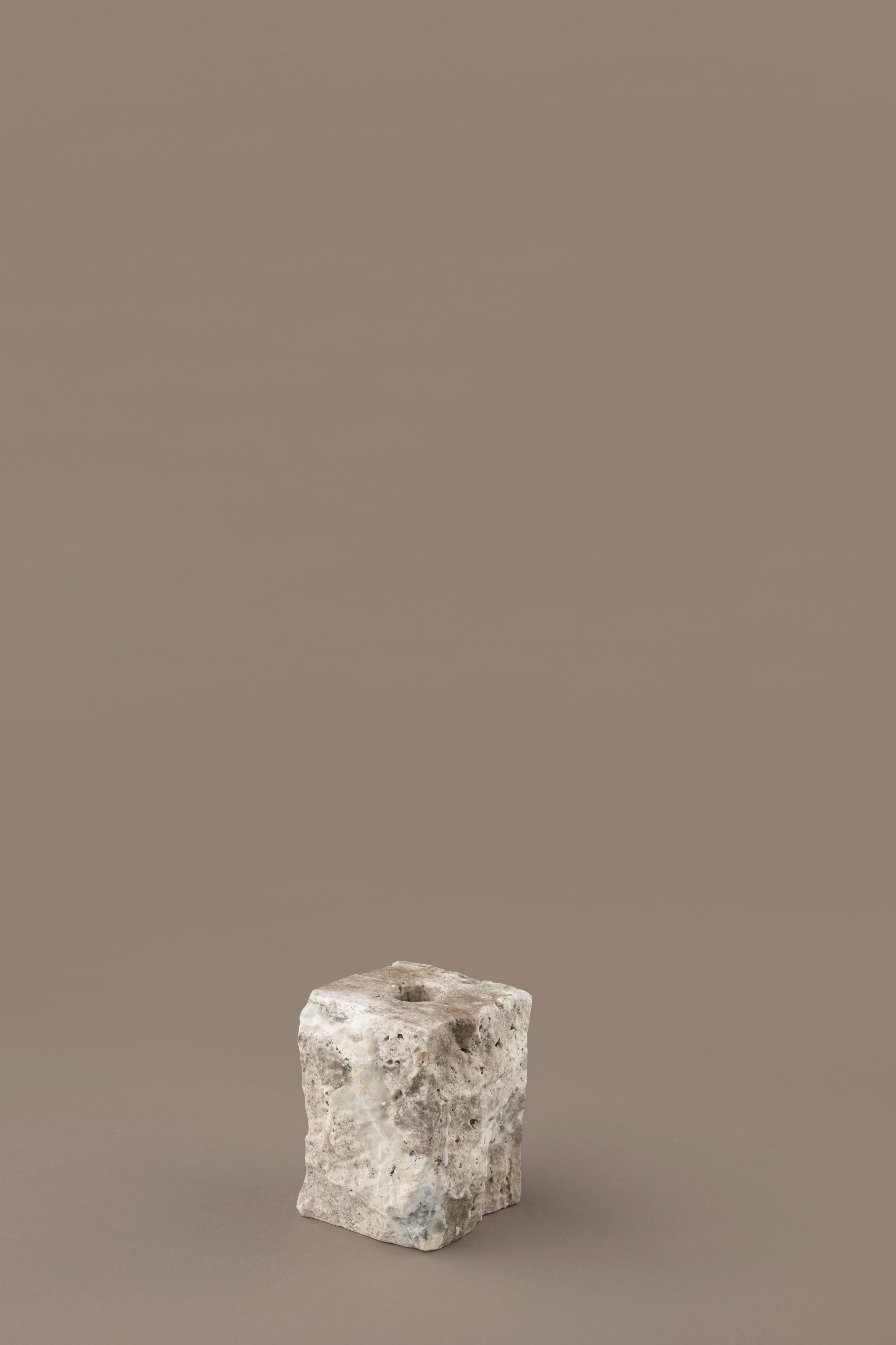 Luce lav sølv travertin