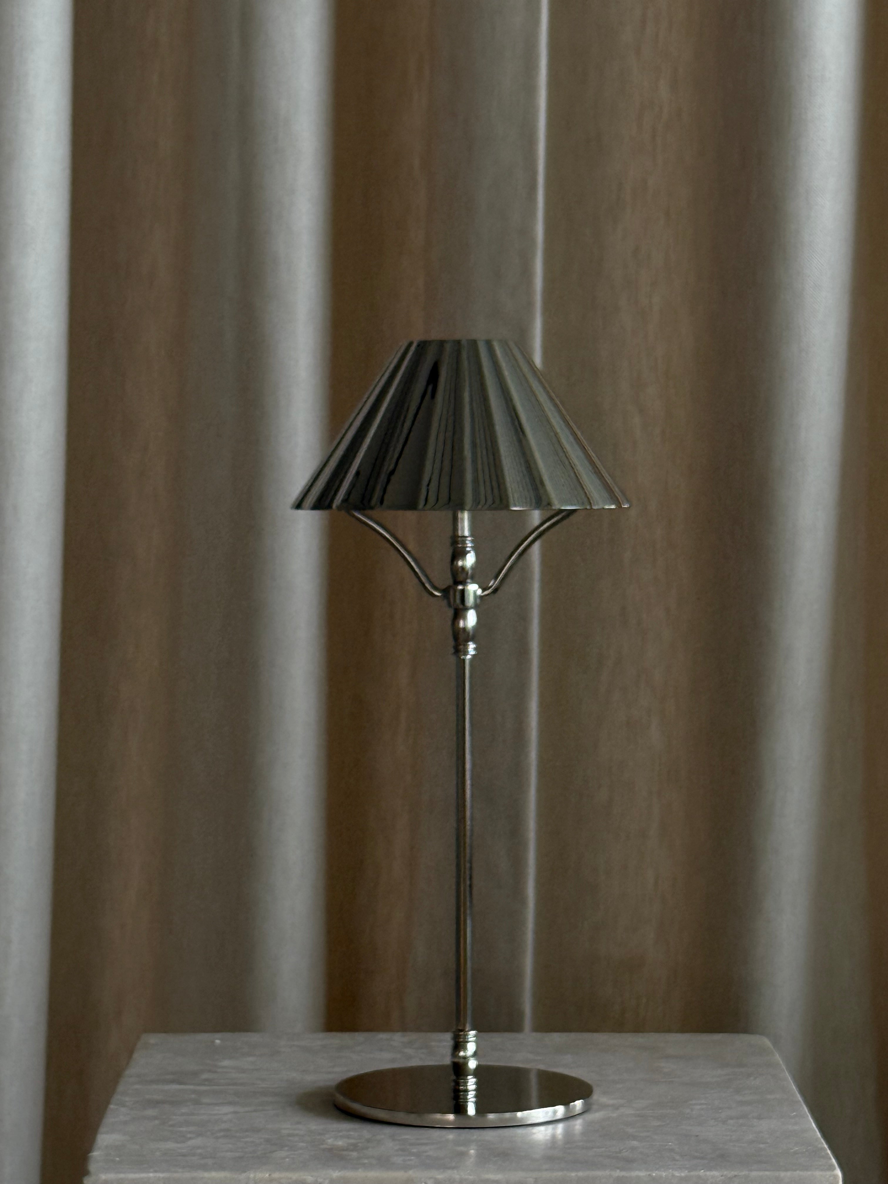 Noir trådløs lampe