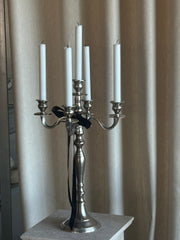 Femarmet lysestake høy