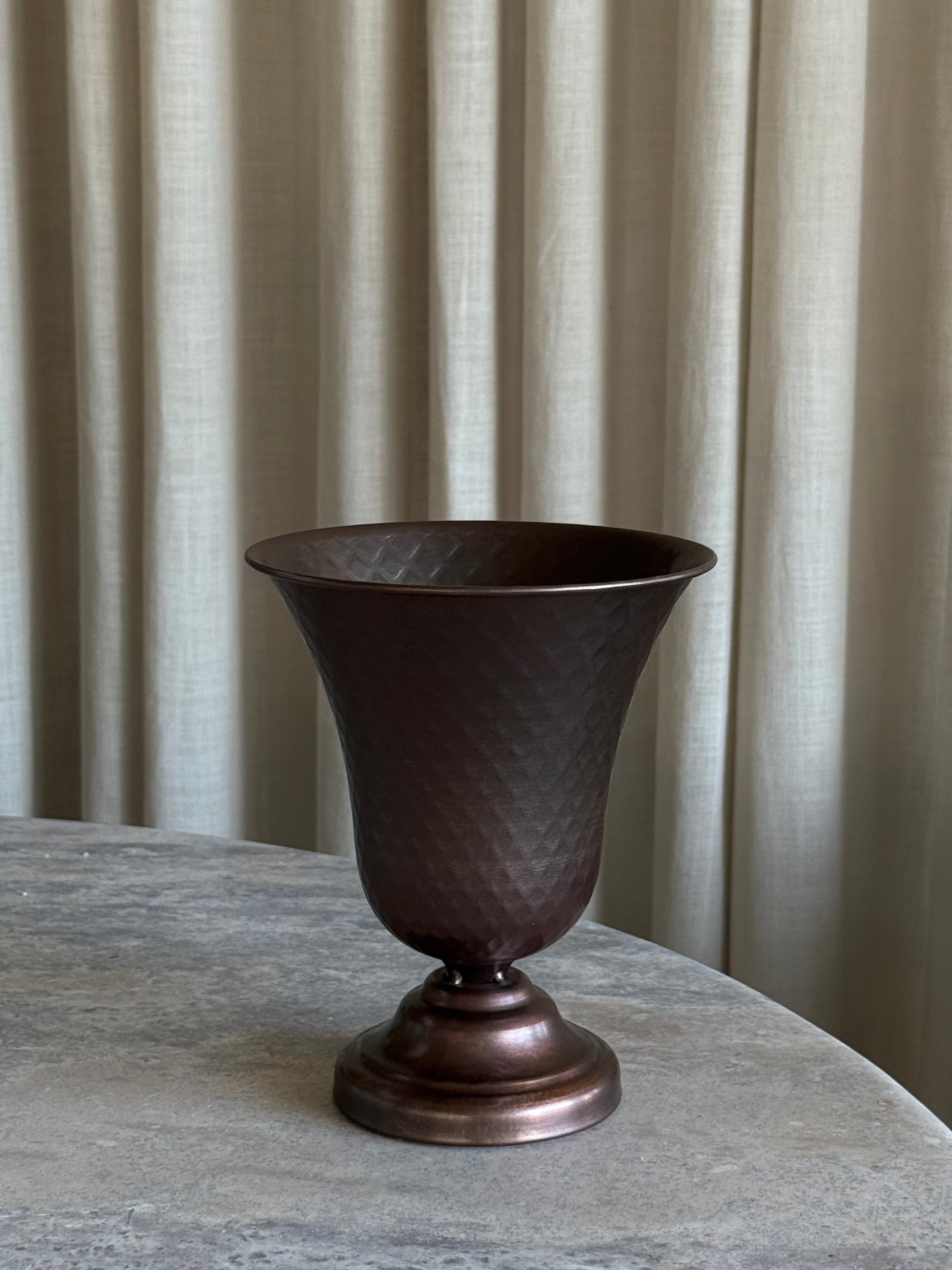 Valentina vase
