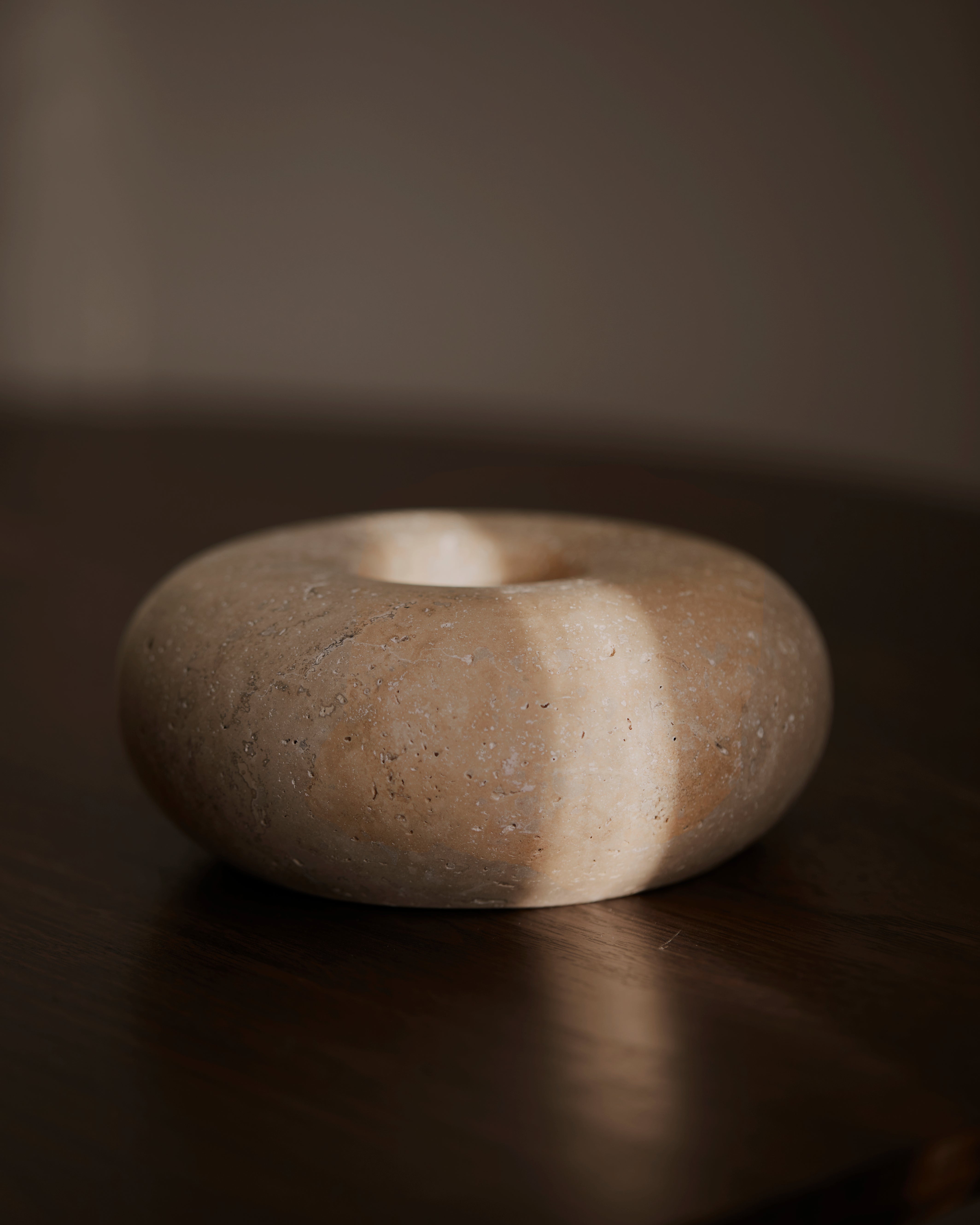 Stella big telysholder lys travertin